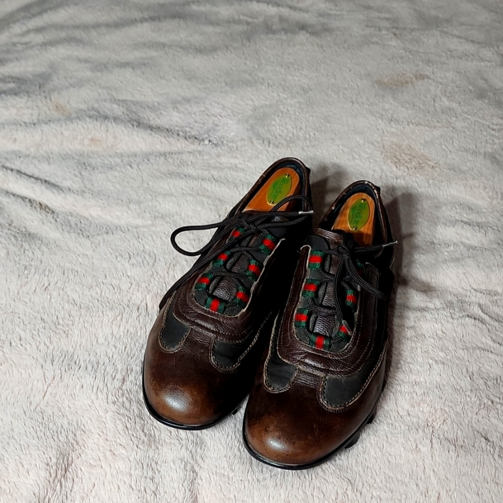 Brown men's gucci size 7 sneakers